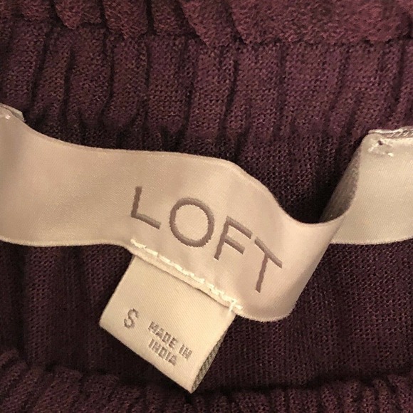 NWT Loft Womens Off The Shoulder Blouse Size Small Burgundy Embroidery - Picture 6 of 7